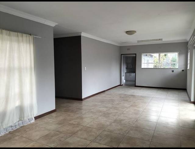 4 BEDROOM PROPERTY TO RENT IN BIRCH ACRES